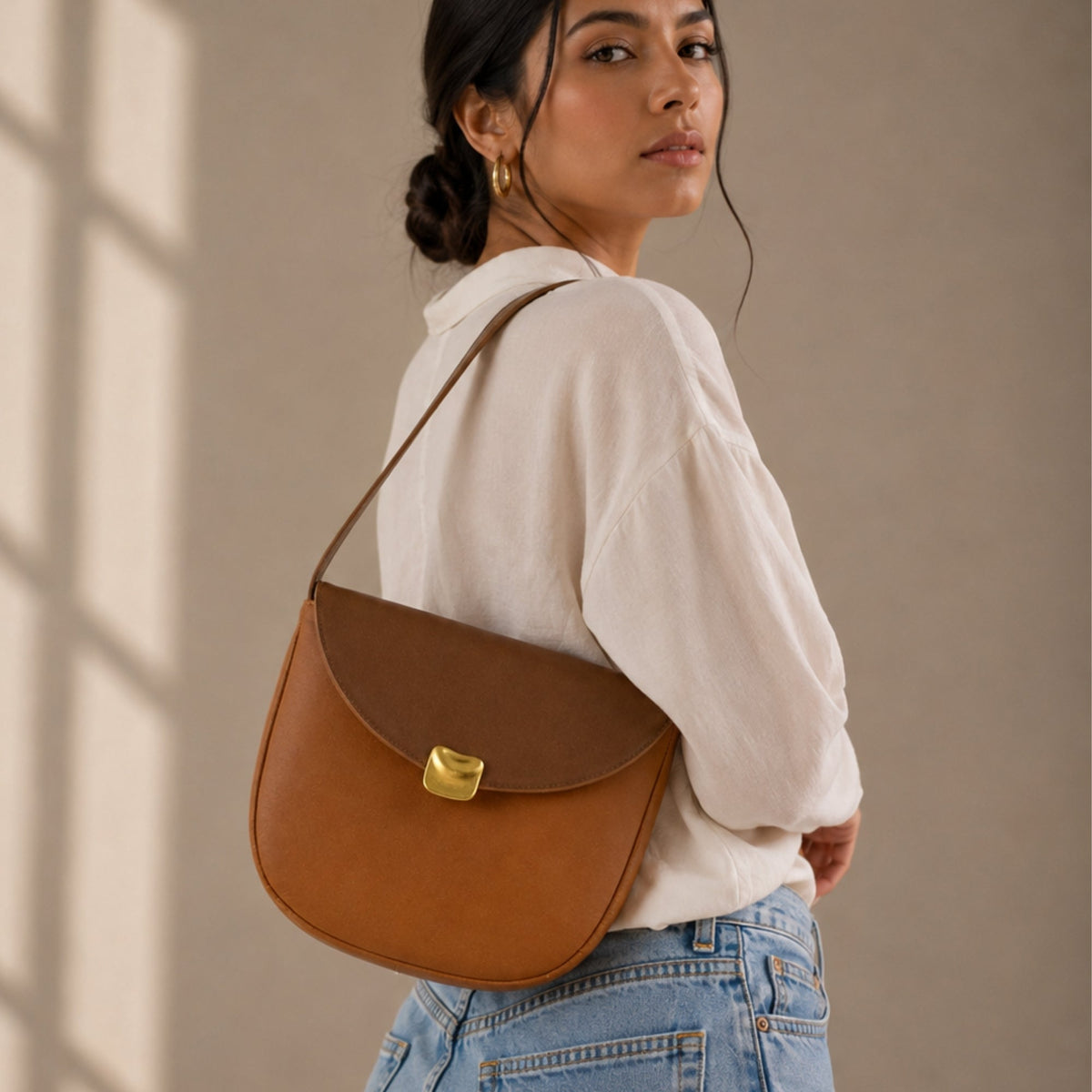 Cartera Infinita Marrón — Biocuero de uva y cacao, hecho en Peru - Quranteby