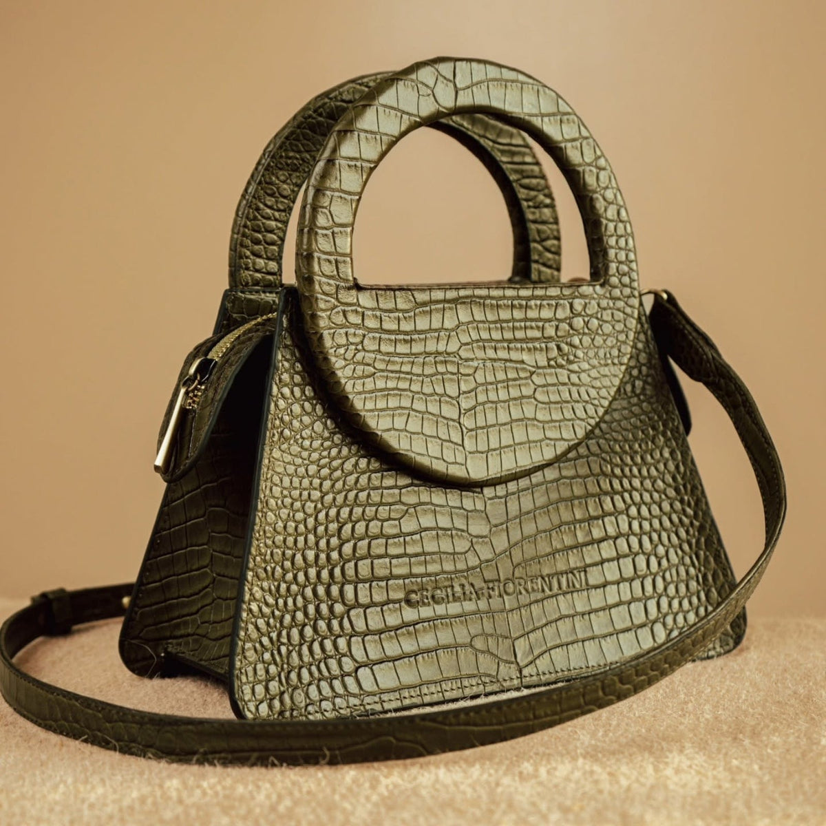 Cartera Mistral Verde Oscuro — Cuero croco, hecho a mano en Lima - Quranteby