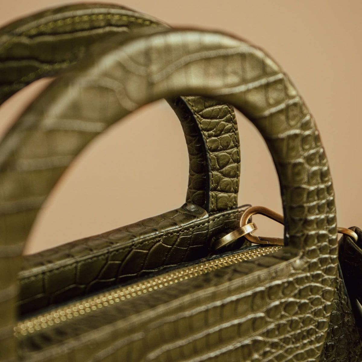 Cartera Mistral Verde Oscuro — Cuero croco, hecho a mano en Lima - Quranteby